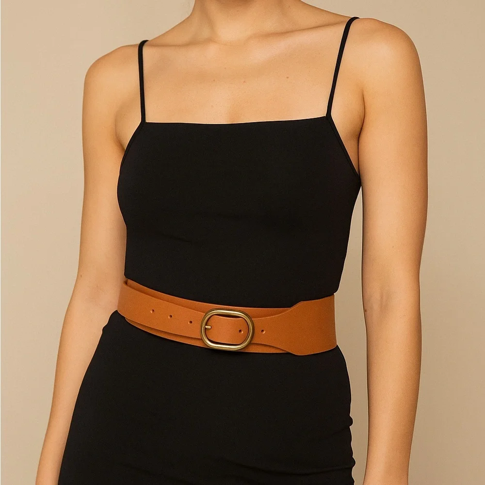 LOFT Caramel Brown Wide Leather Waist Belt Size Medium/Large Classic Chic Trendy